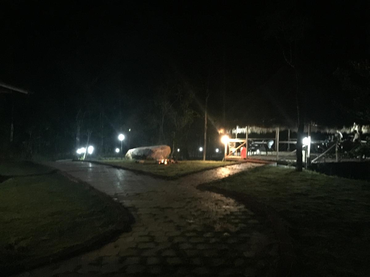 The Kaduhithlu Hotell Sakleshpur Exteriör bild